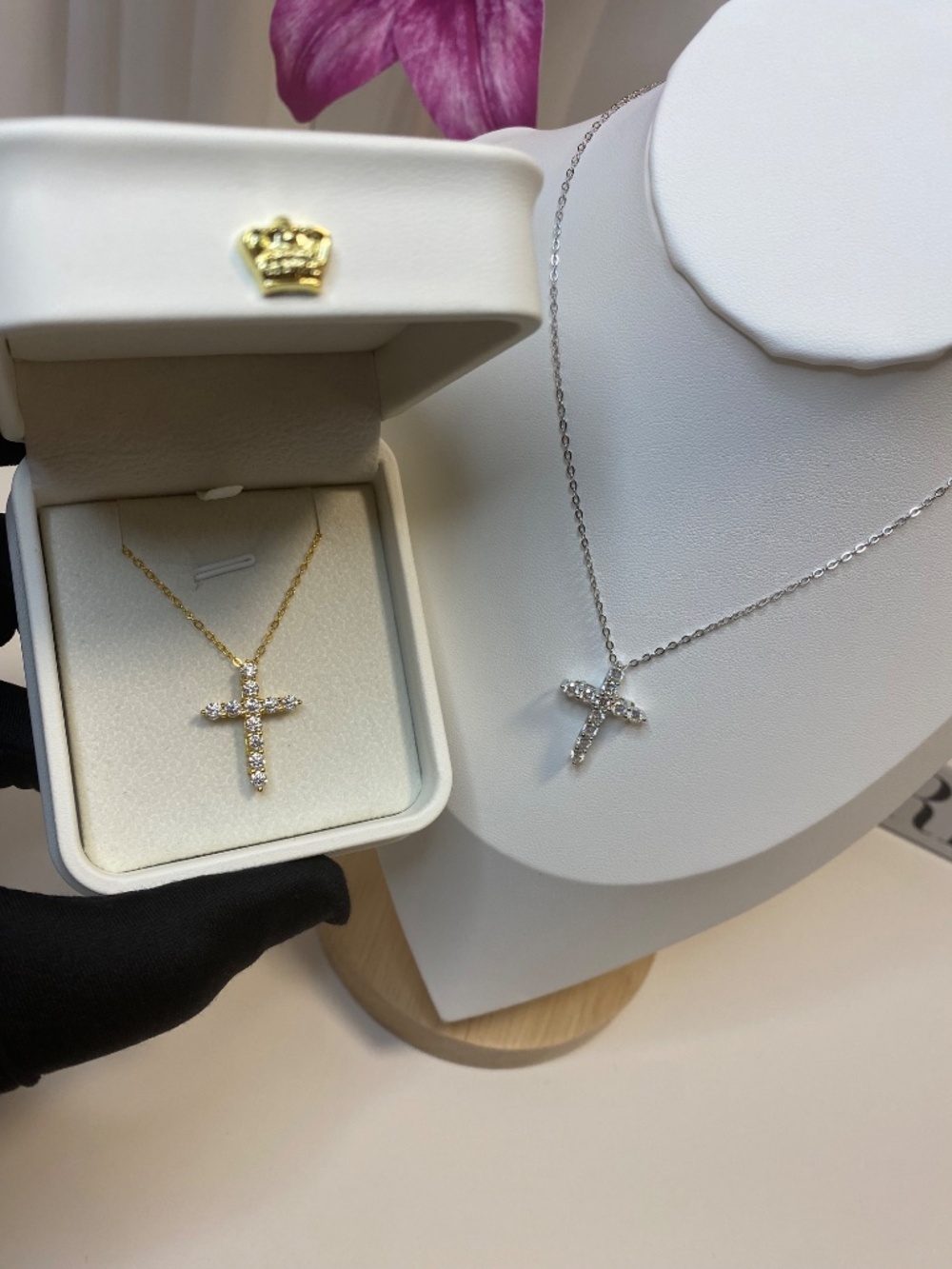 Moissanite Cross Pendant Necklace /S925 Sterling Silver/Gold - Picture 5 of 5